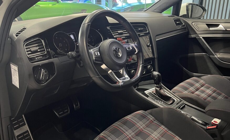 Volkswagen Gti 7.5 230cv