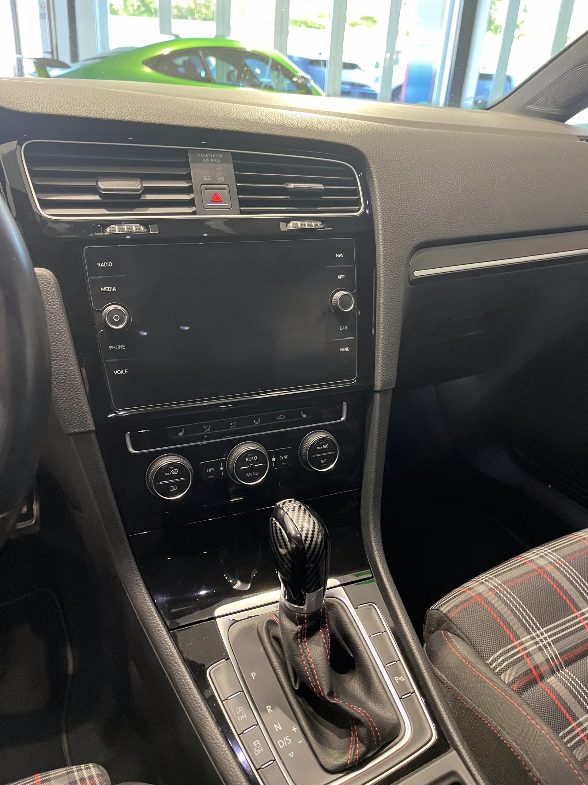 Volkswagen Gti 7.5 230cv