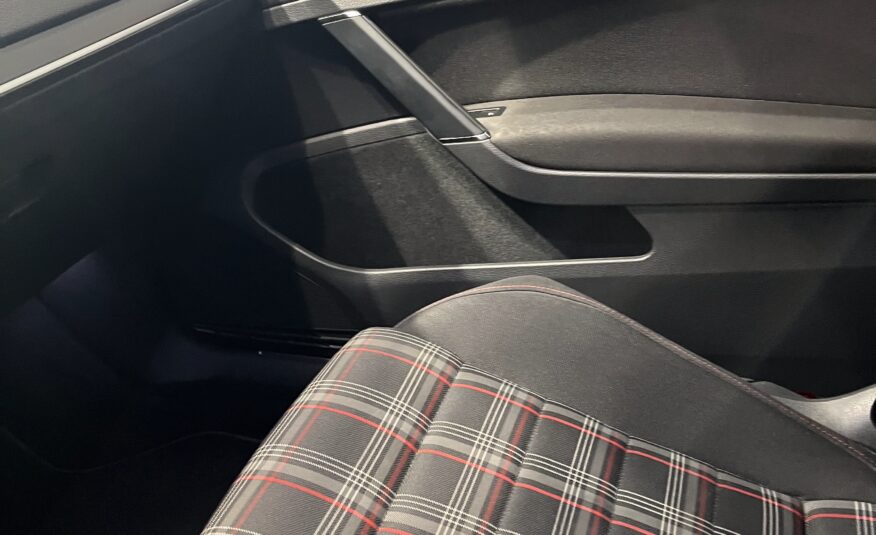 Volkswagen Gti 7.5 230cv