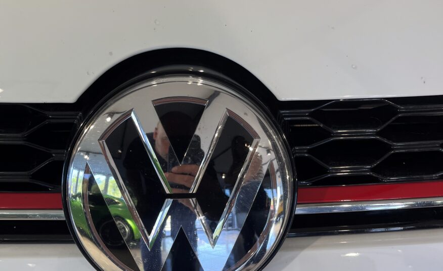 Volkswagen Gti 7.5 230cv
