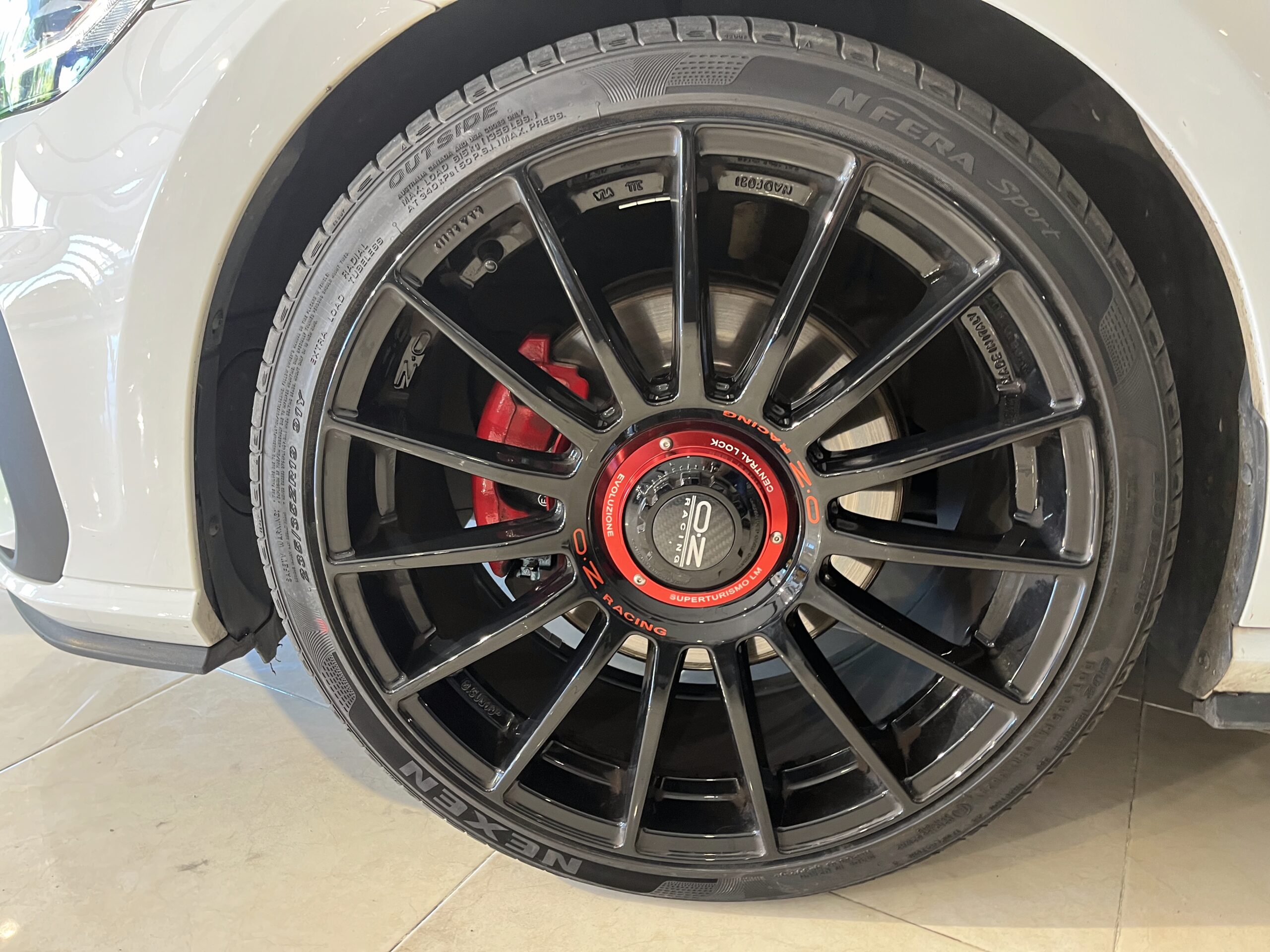 Volkswagen Gti 7.5 230cv