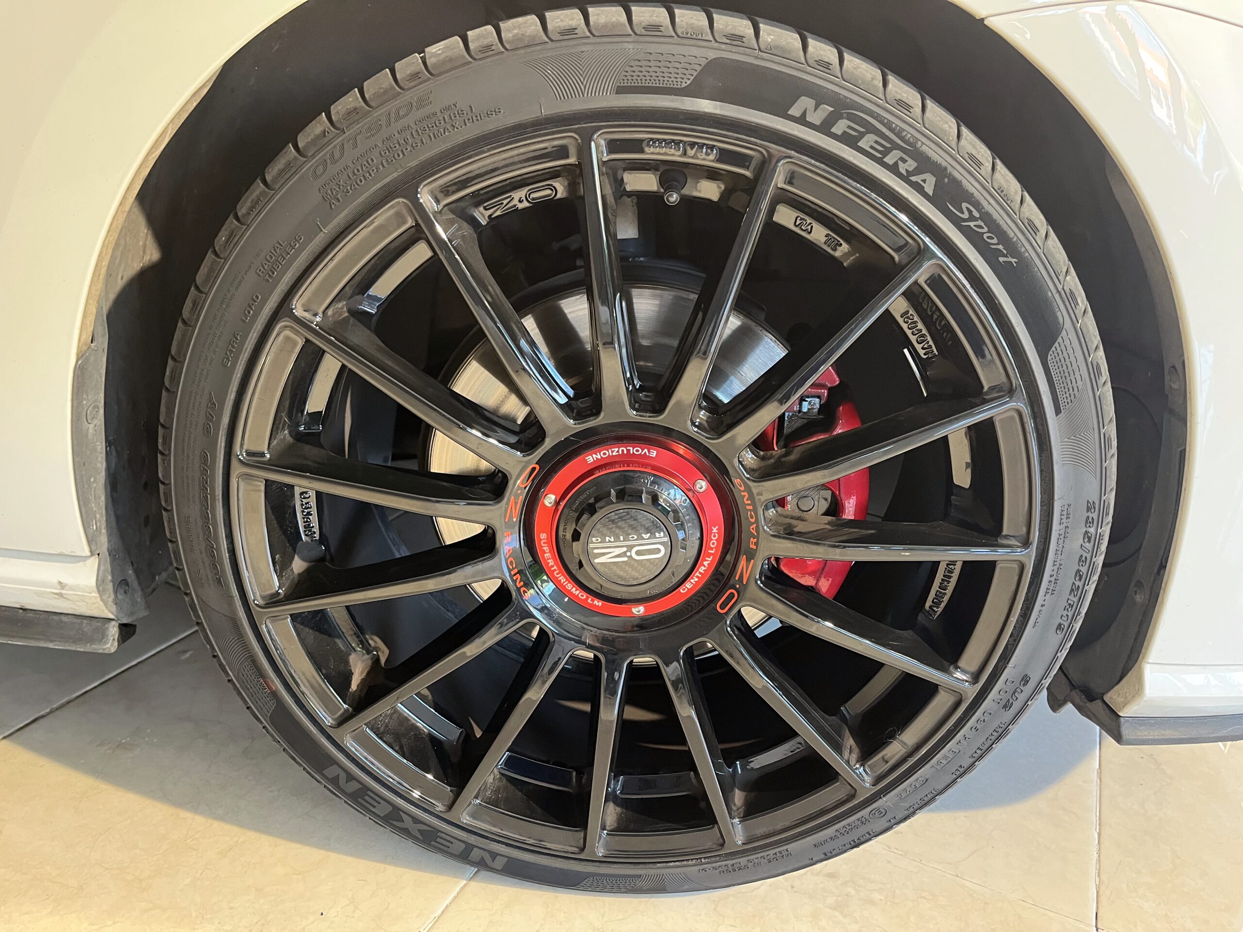 Volkswagen Gti 7.5 230cv