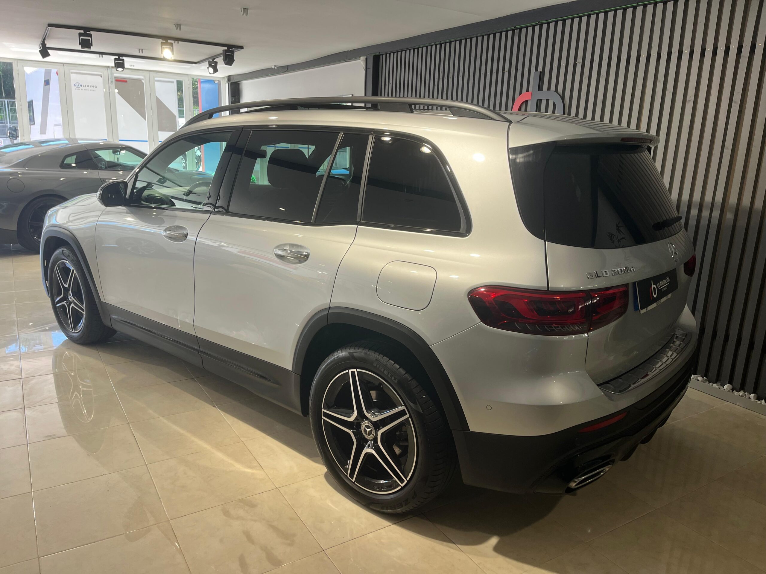 MERCEDES-BENZ GLB 2.0 GLB 200 D DCT