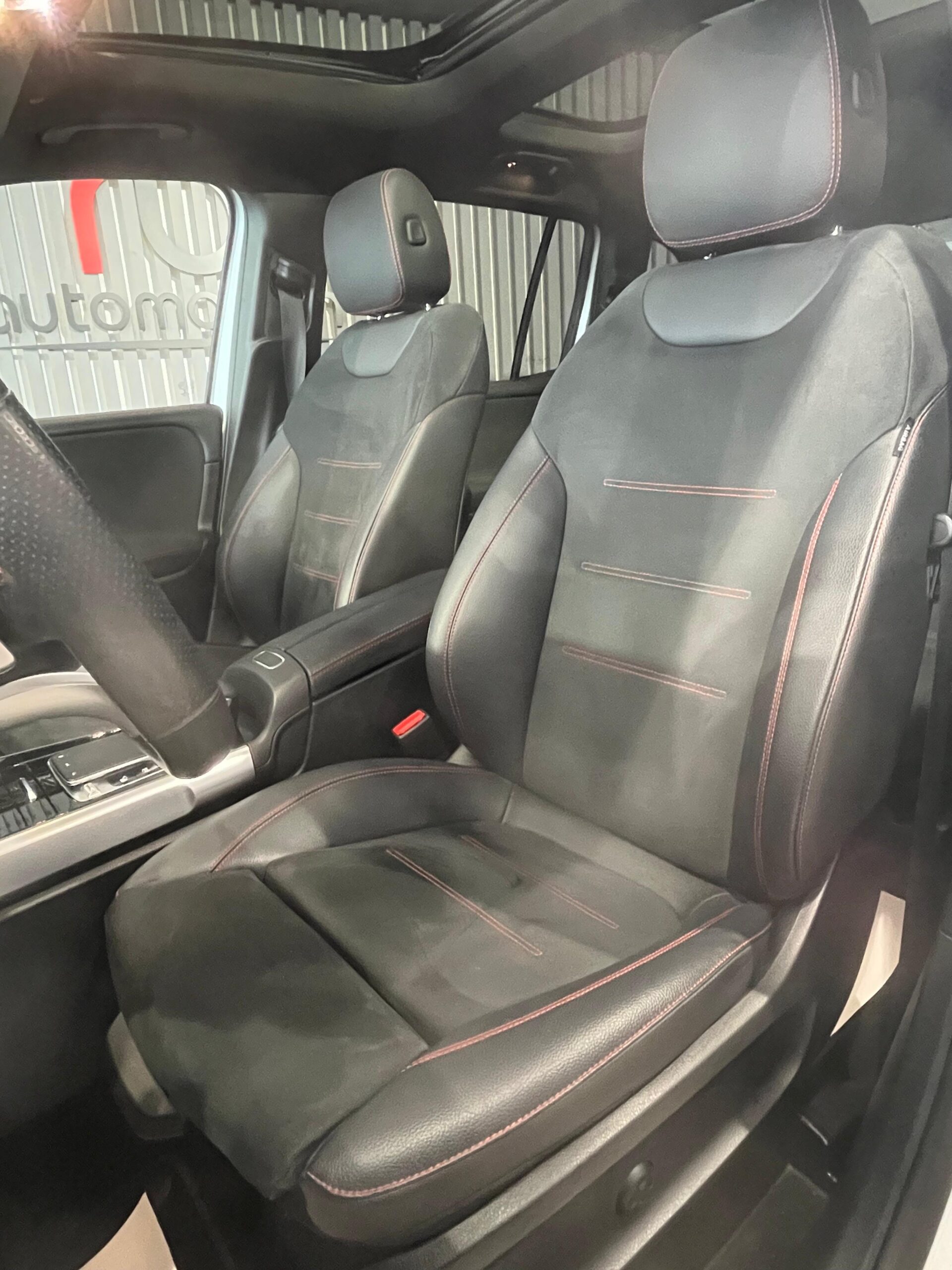 MERCEDES-BENZ GLB 2.0 GLB 200 D DCT