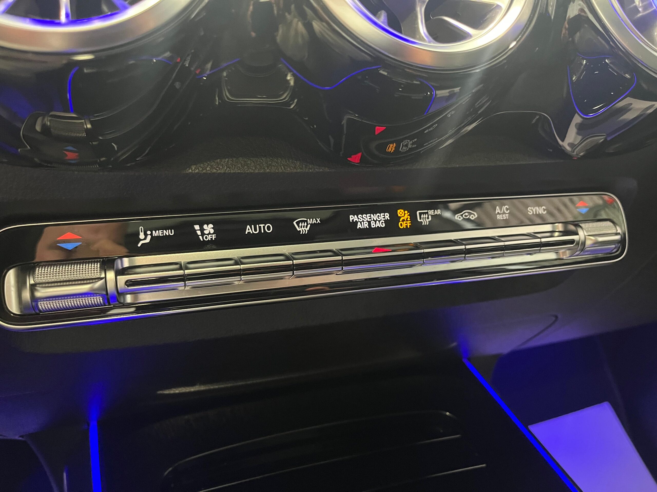 MERCEDES-BENZ GLB 2.0 GLB 200 D DCT