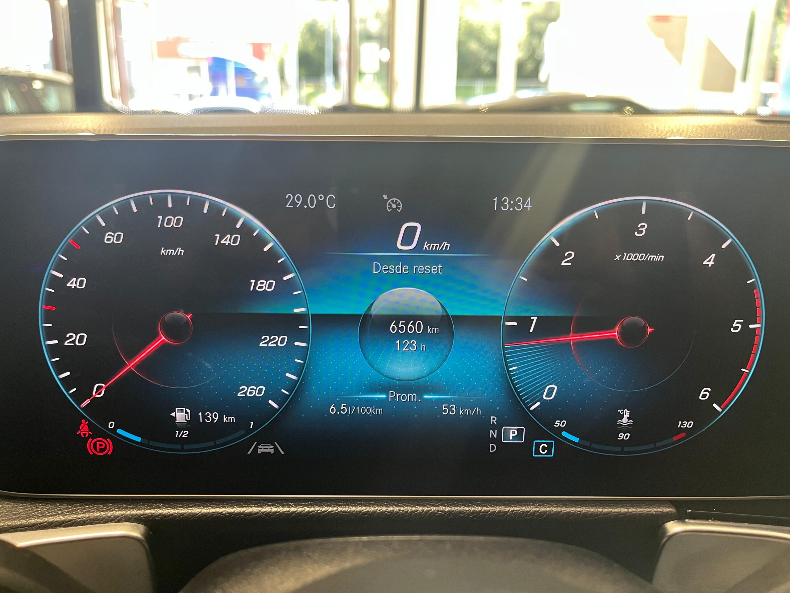 MERCEDES-BENZ GLB 2.0 GLB 200 D DCT