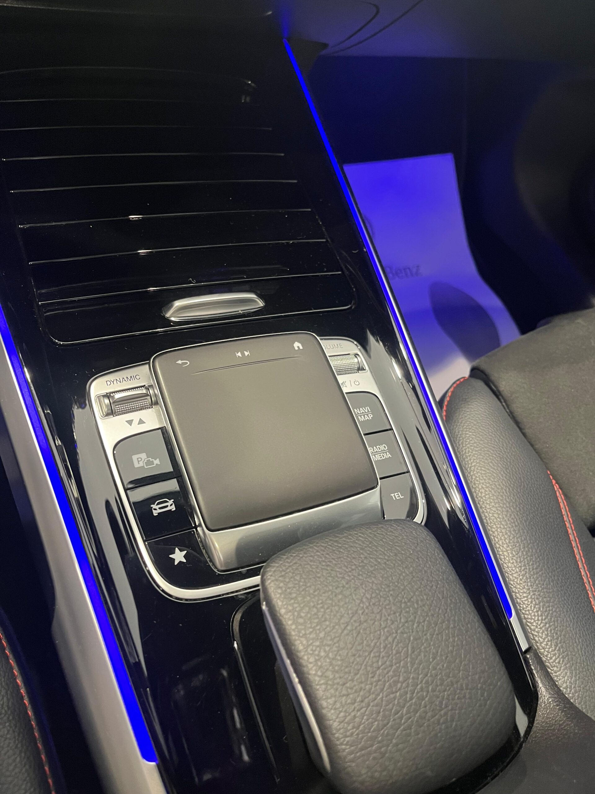 MERCEDES-BENZ GLB 2.0 GLB 200 D DCT