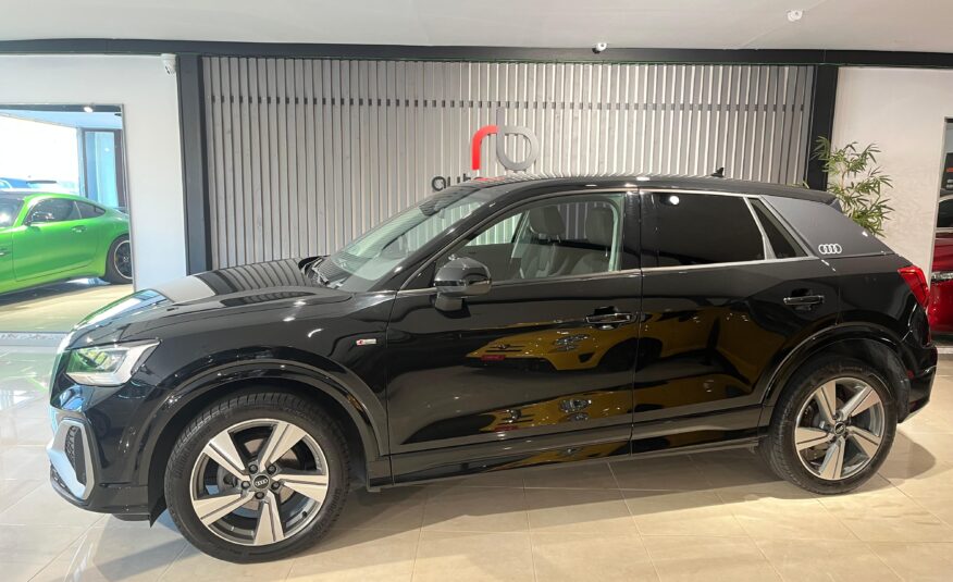 AUDI Q2 S line 30 TDI