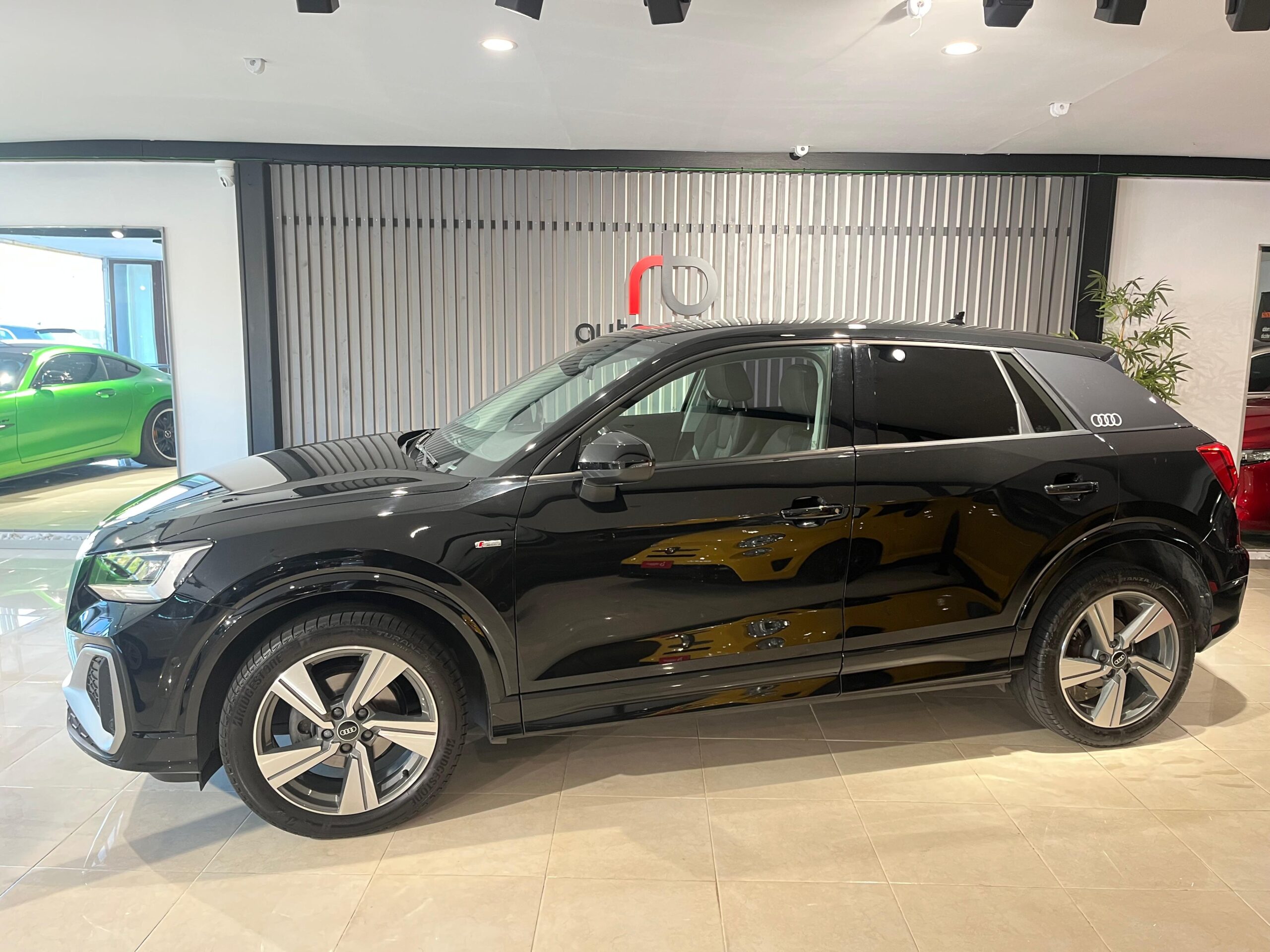 AUDI Q2 S line 30 TDI
