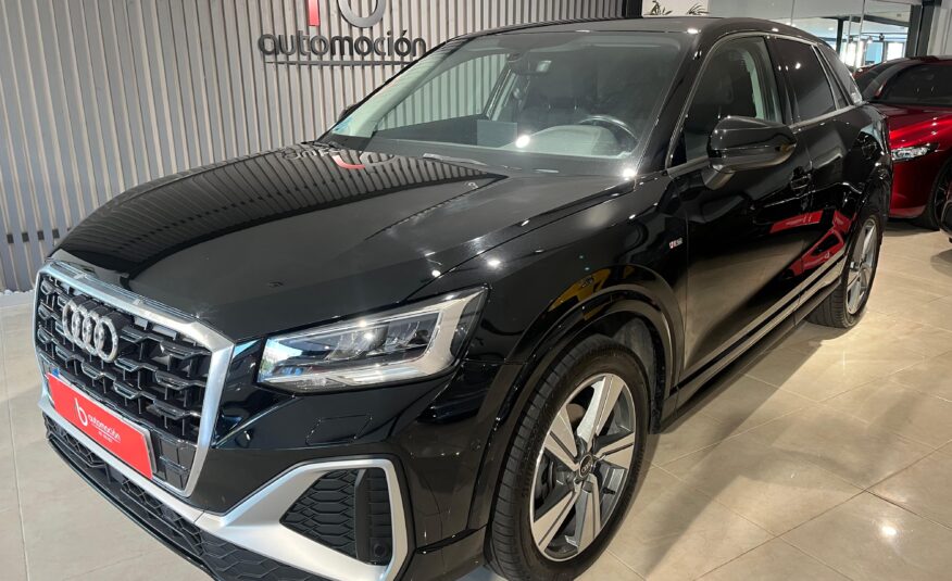 AUDI Q2 S line 30 TDI