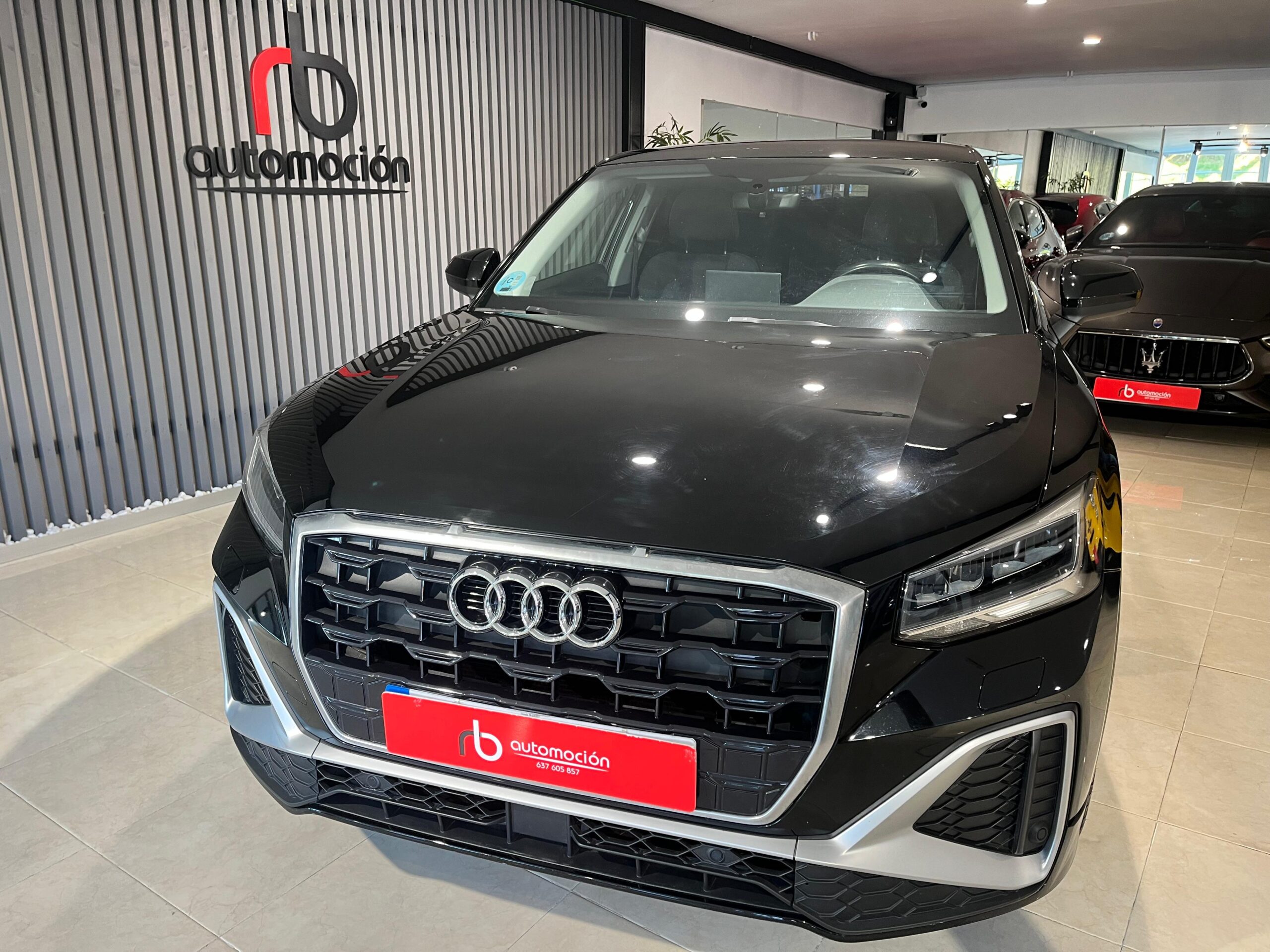 AUDI Q2 S line 30 TDI