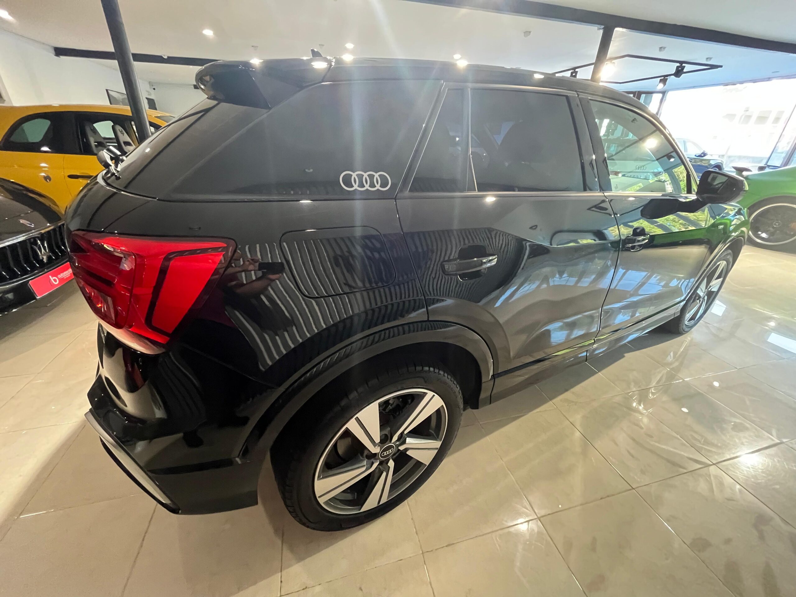 AUDI Q2 S line 30 TDI