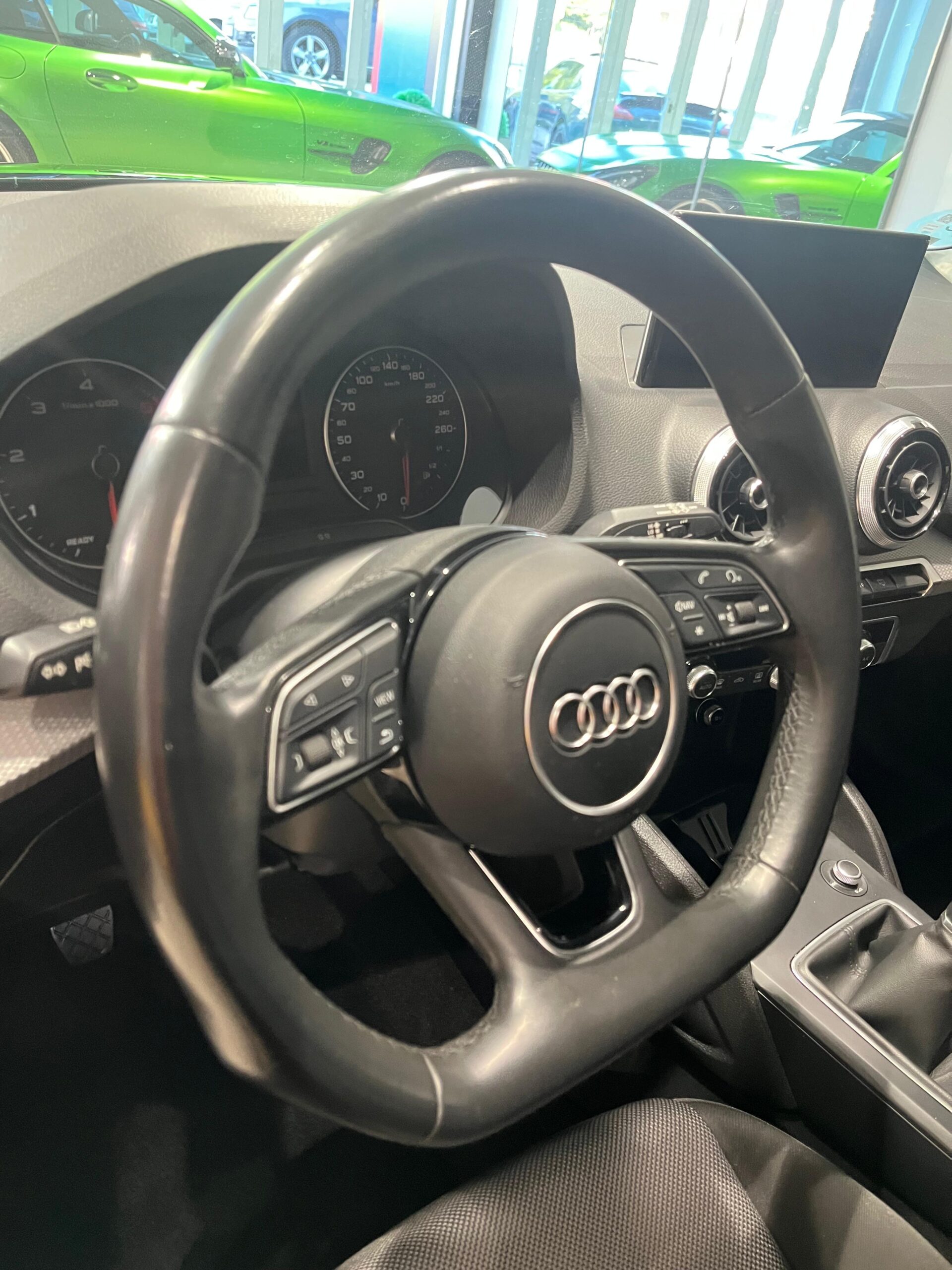 AUDI Q2 S line 30 TDI