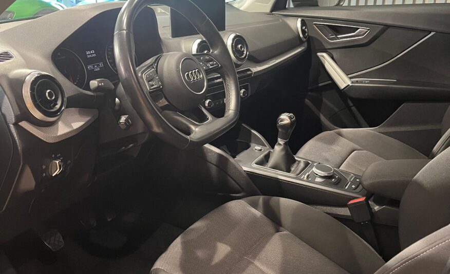 AUDI Q2 S line 30 TDI