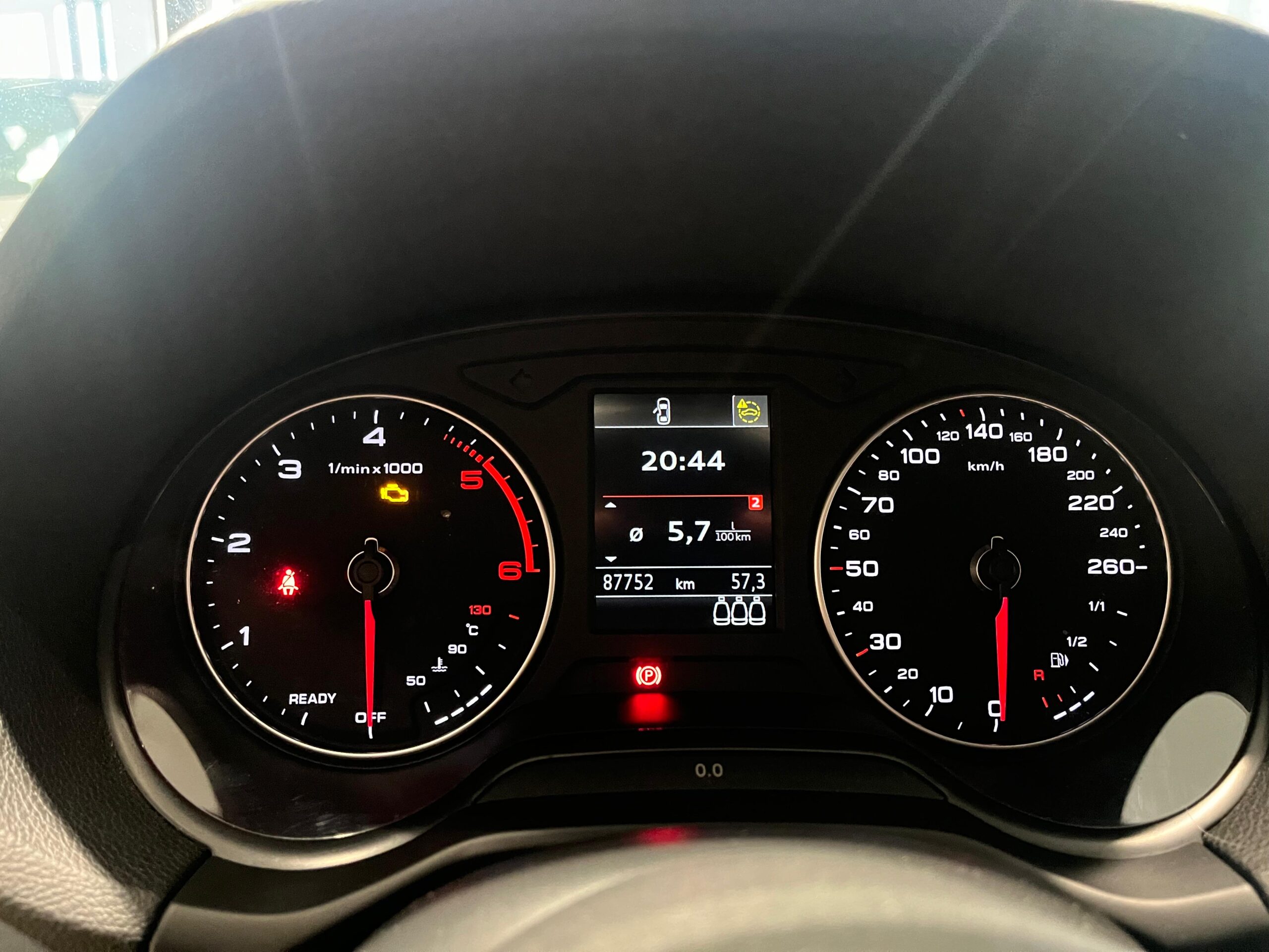 AUDI Q2 S line 30 TDI