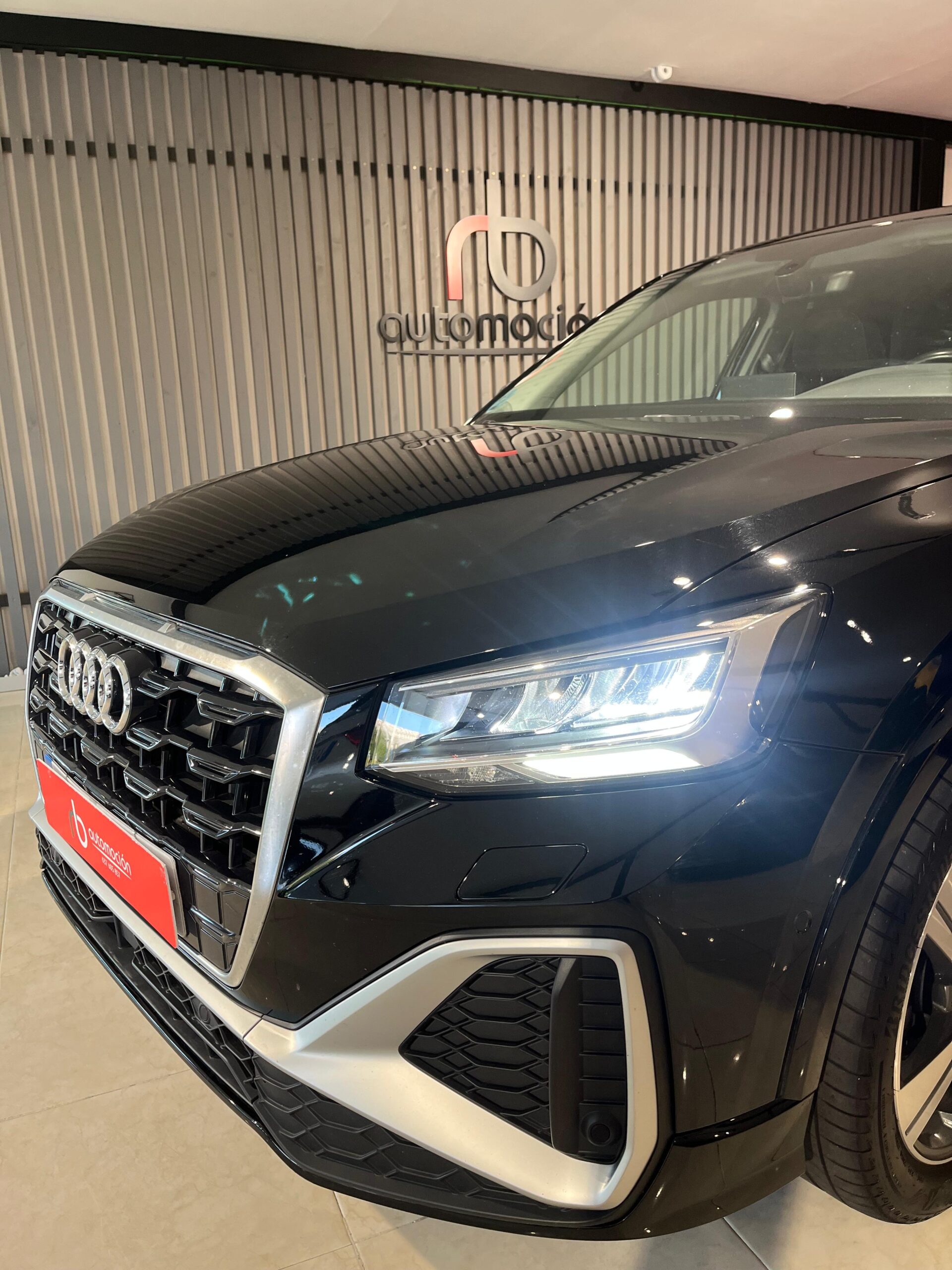 AUDI Q2 S line 30 TDI
