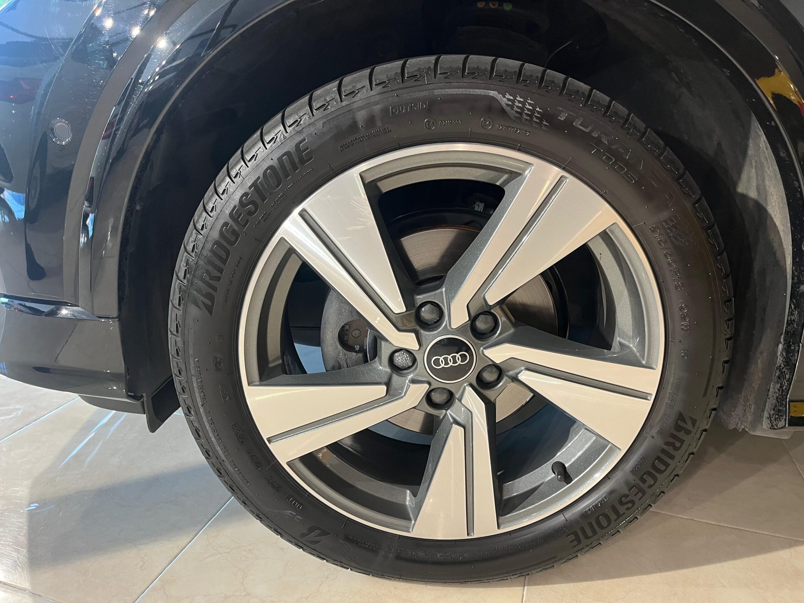 AUDI Q2 S line 30 TDI