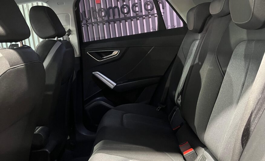 AUDI Q2 S line 30 TDI