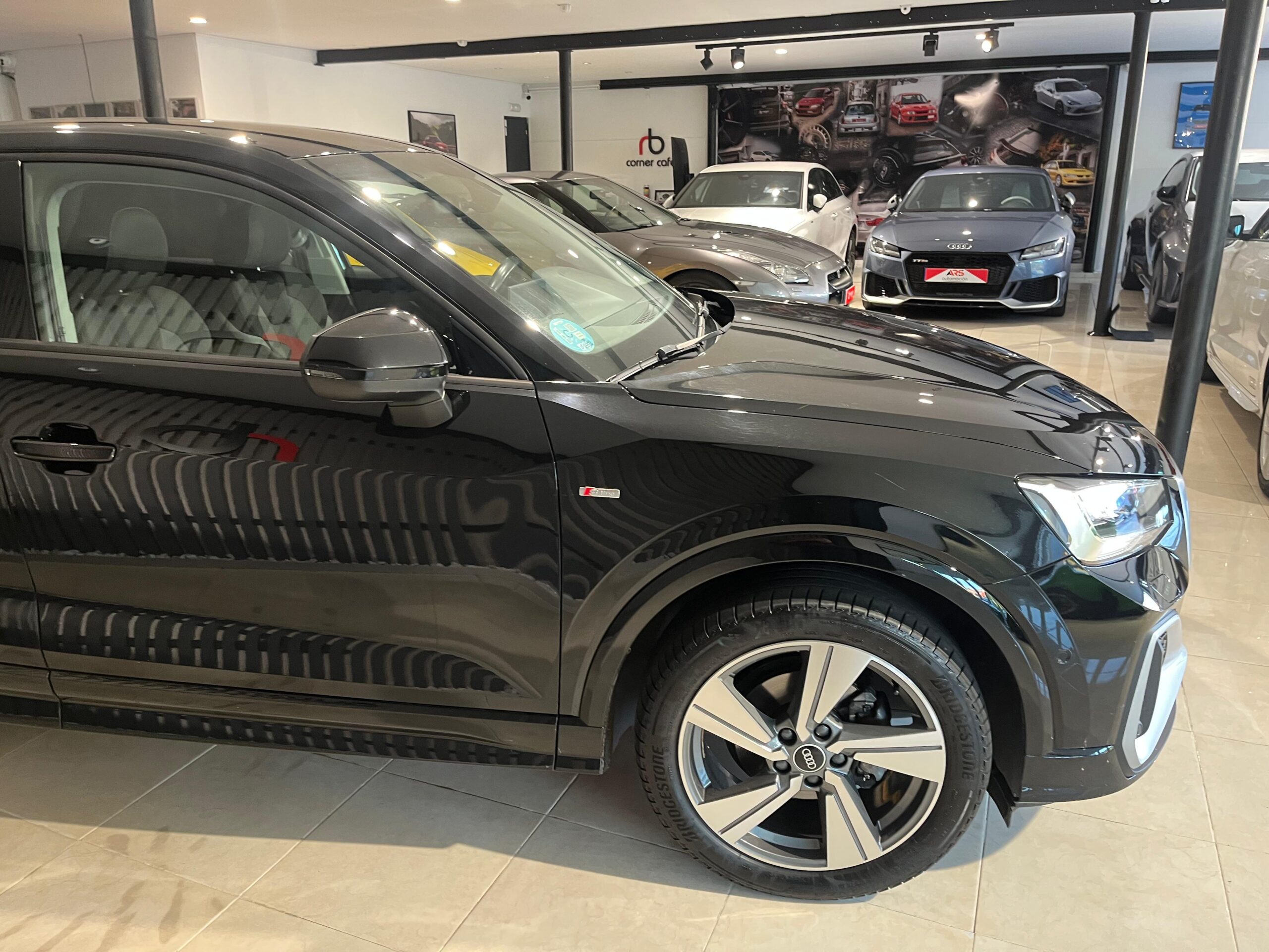 AUDI Q2 S line 30 TDI