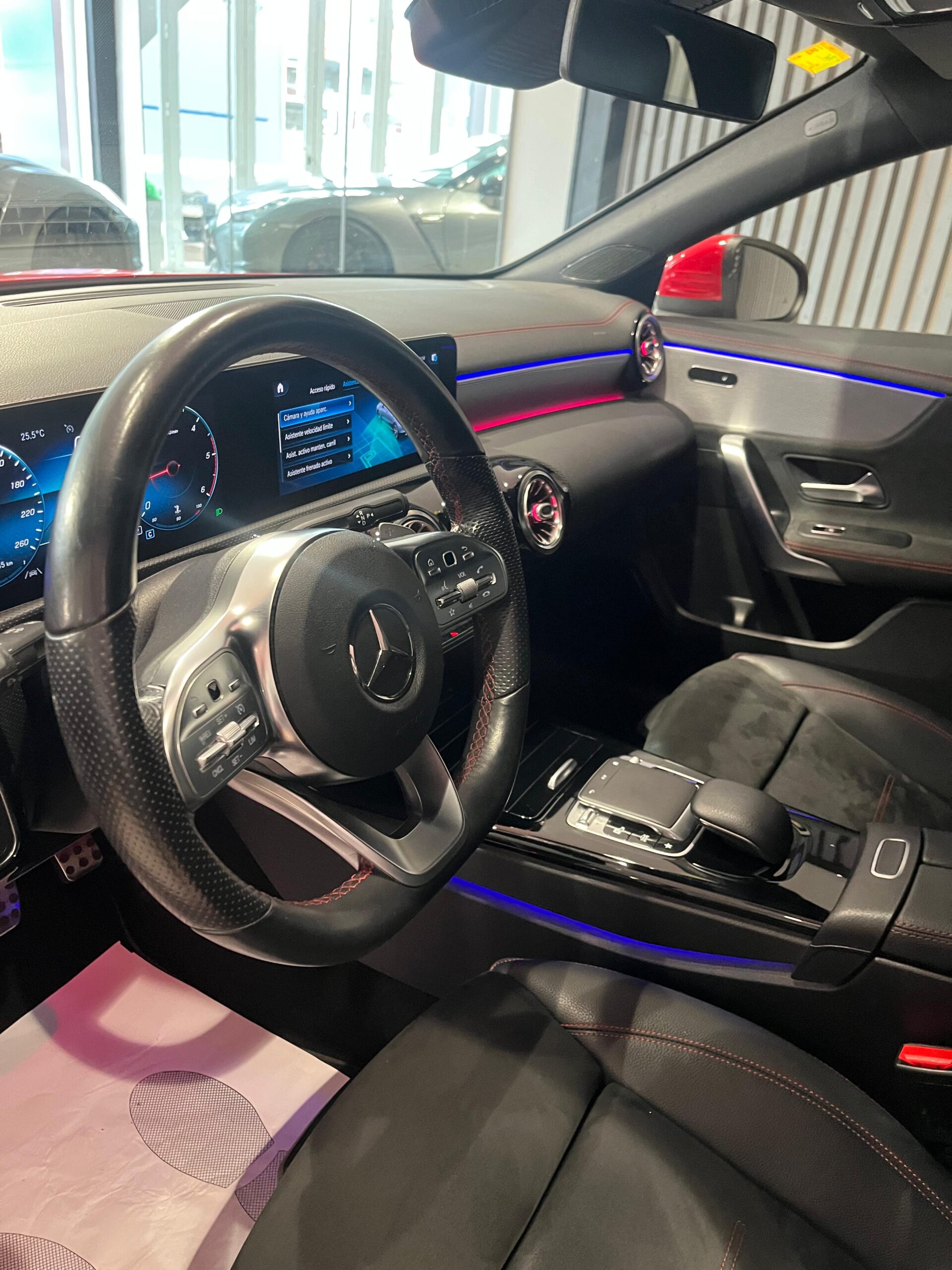 MERCEDES-BENZ CLA CLA 200 D DCT