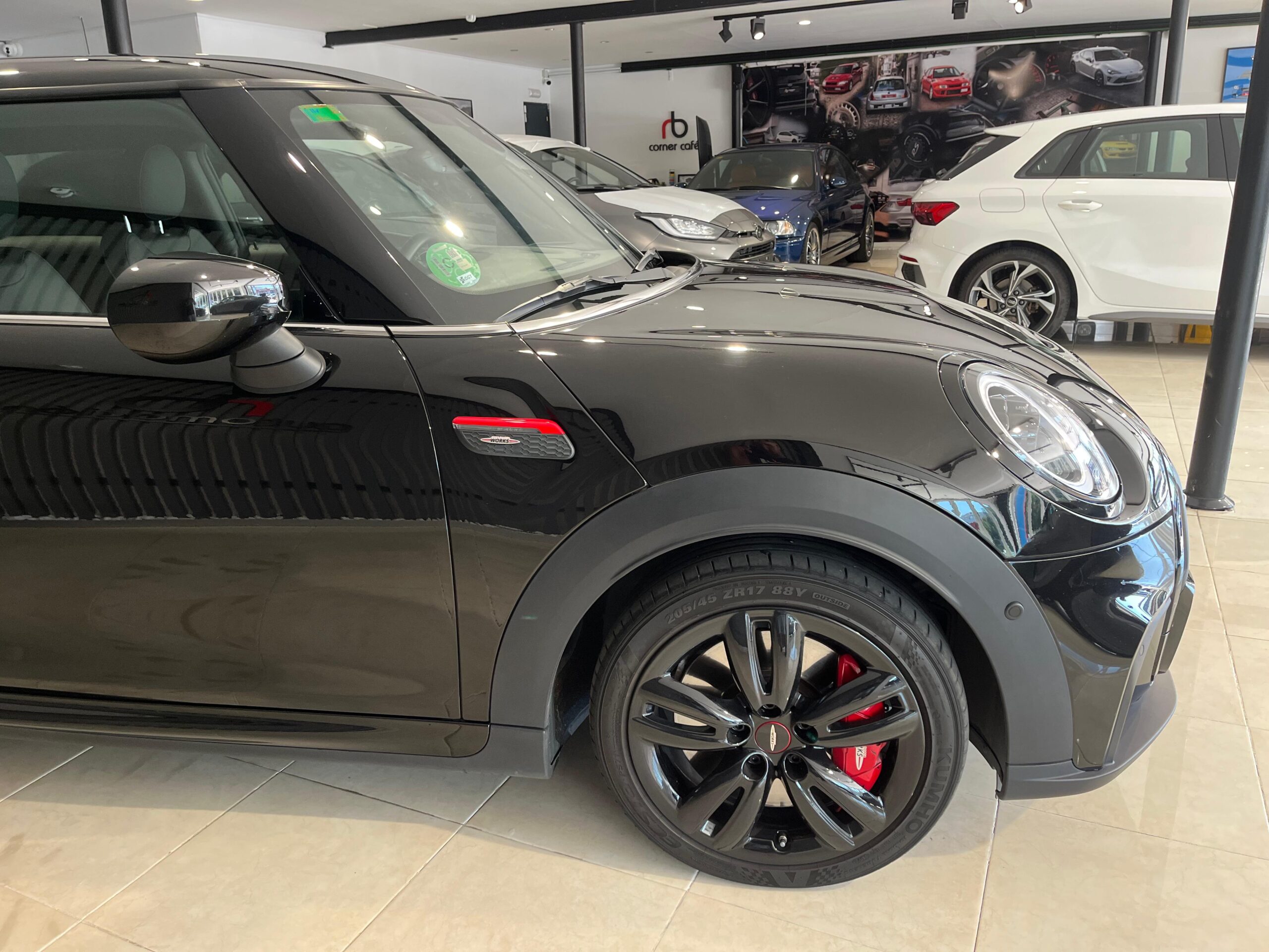 MINI MINI JOHN COOPER WORKS
