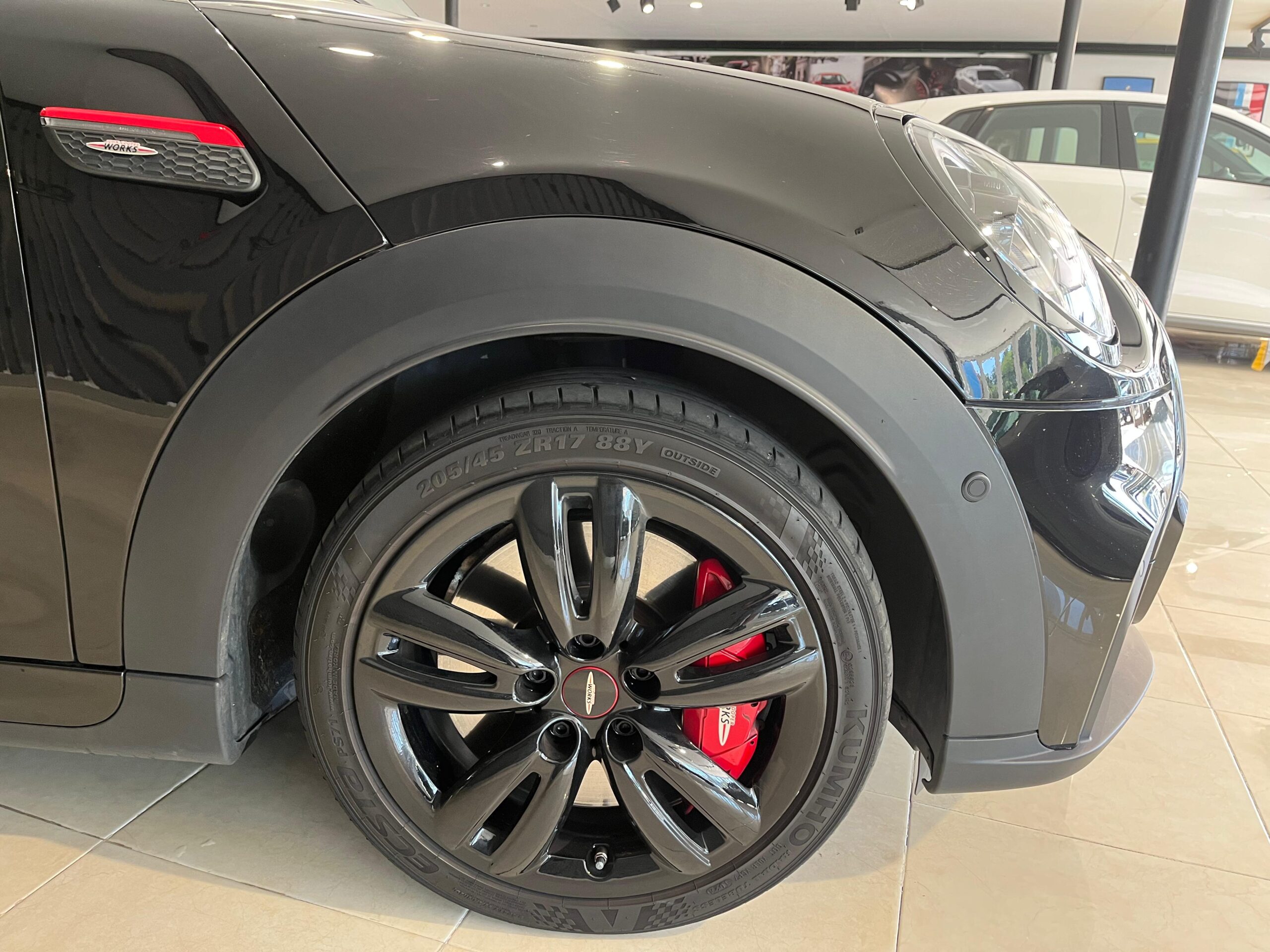 MINI MINI JOHN COOPER WORKS