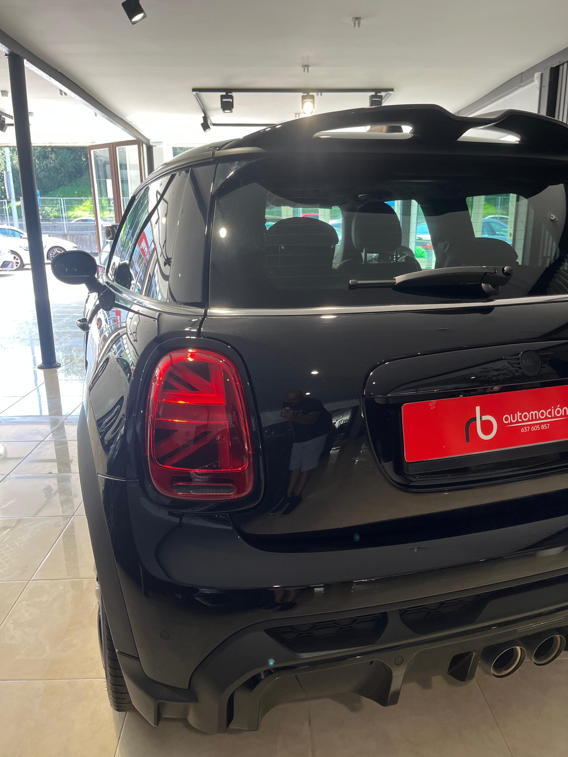 MINI MINI JOHN COOPER WORKS