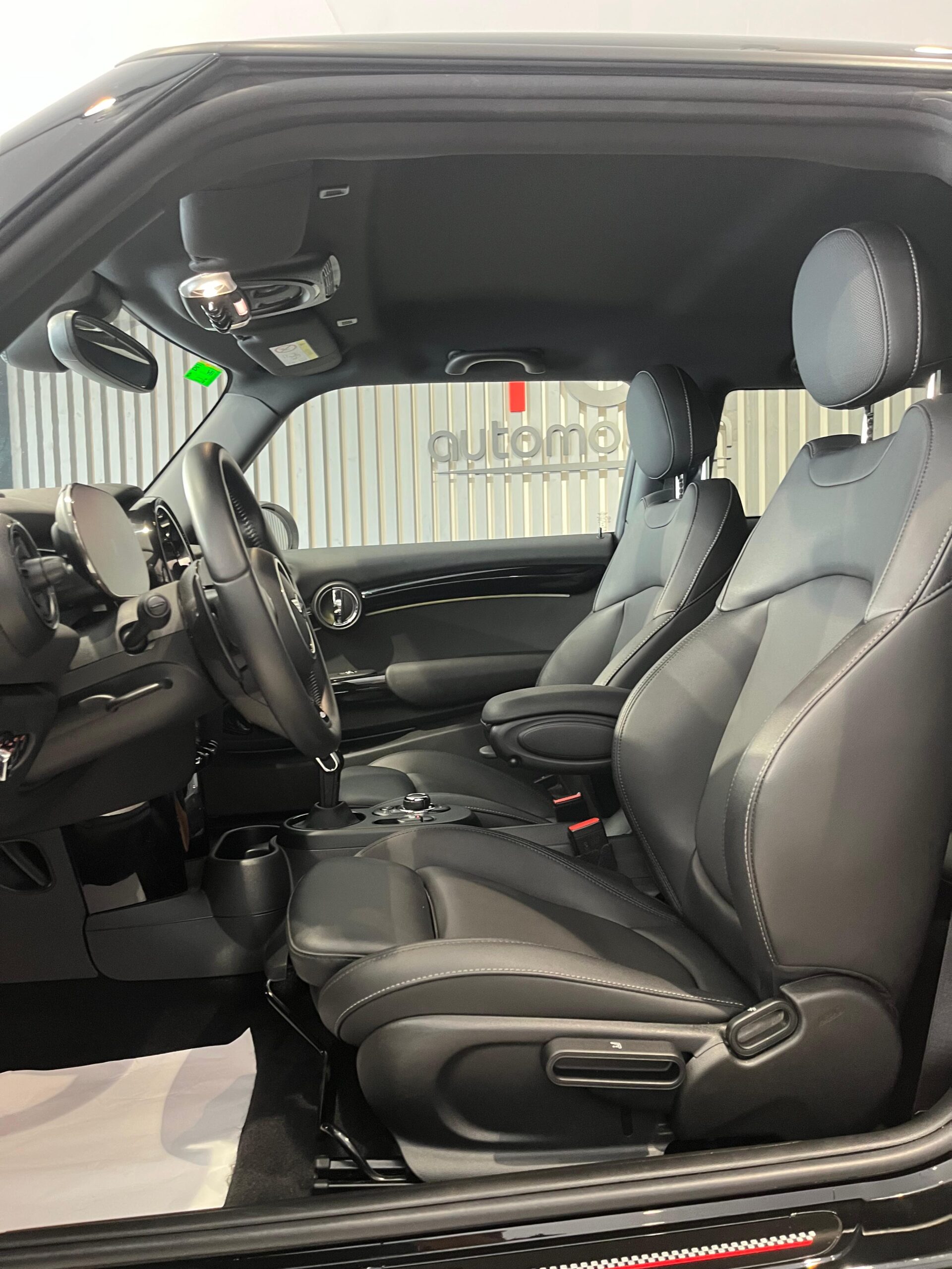 MINI MINI JOHN COOPER WORKS