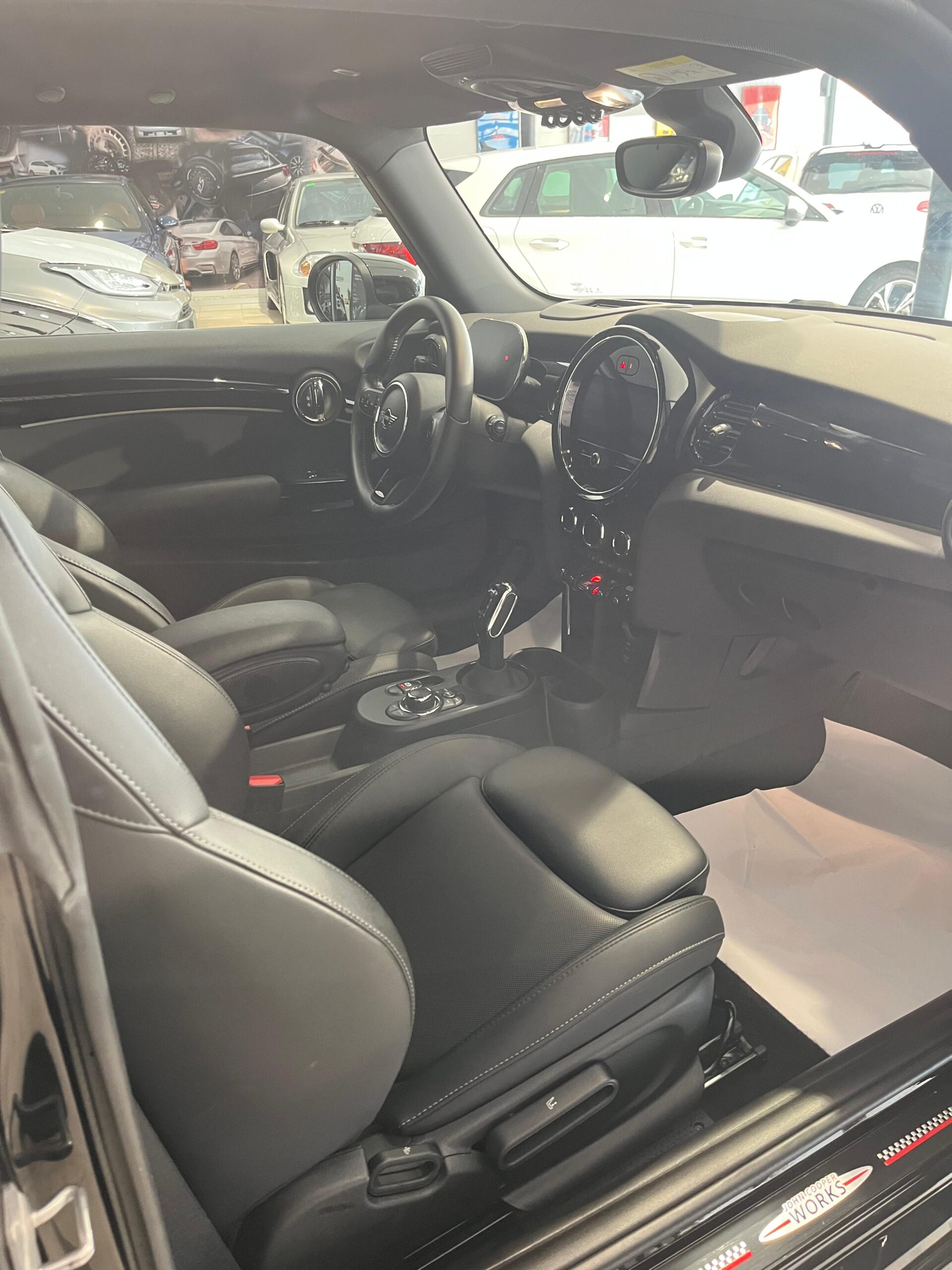 MINI MINI JOHN COOPER WORKS