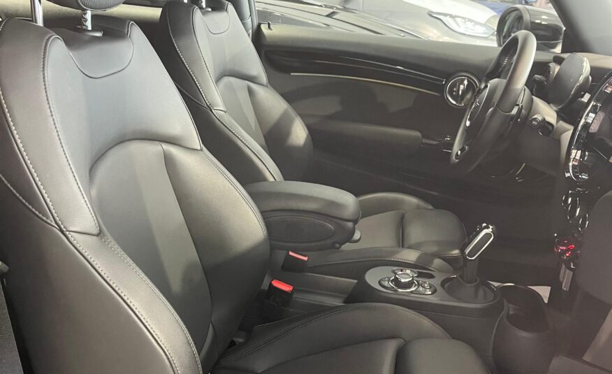 MINI MINI JOHN COOPER WORKS