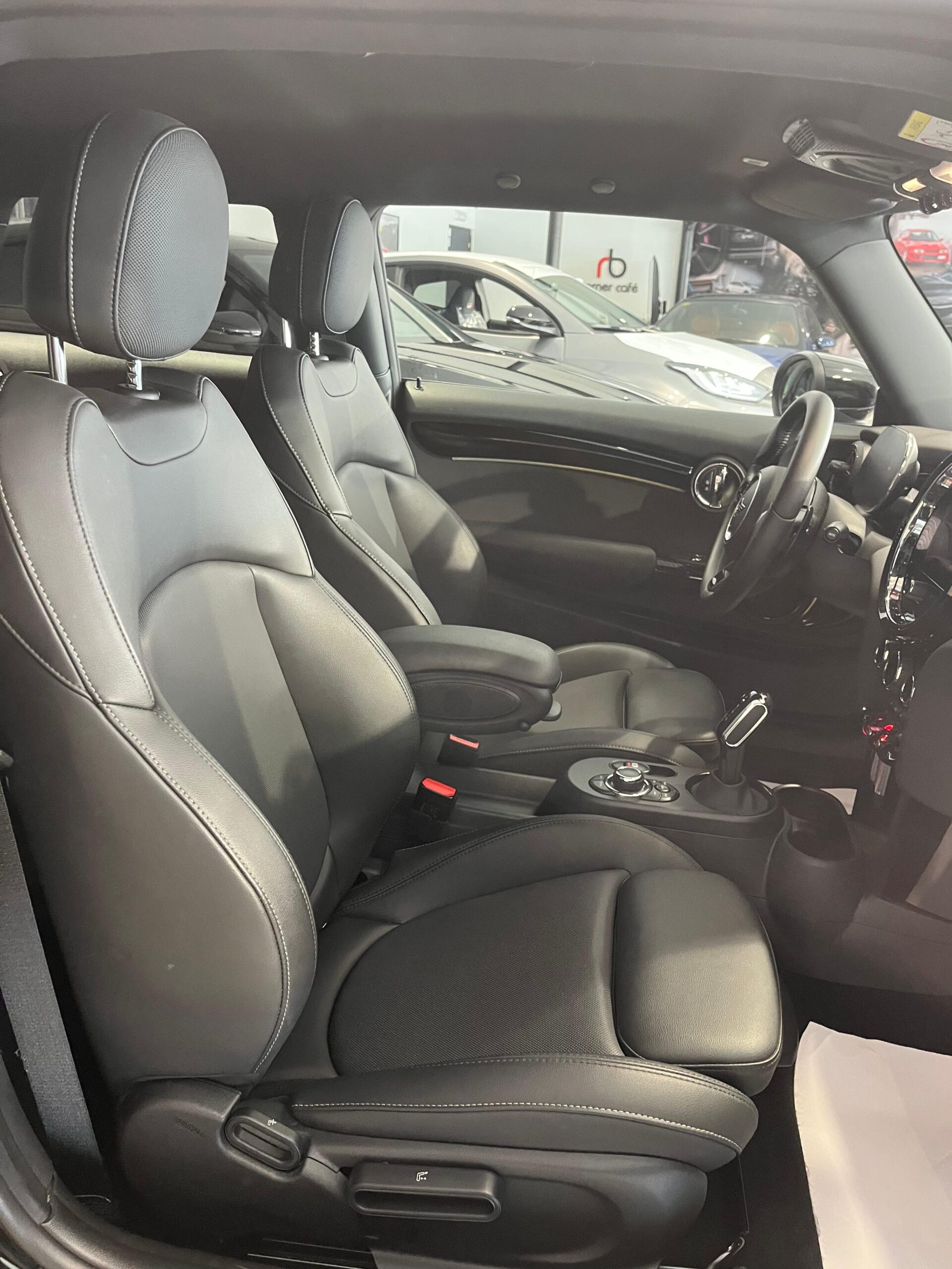 MINI MINI JOHN COOPER WORKS