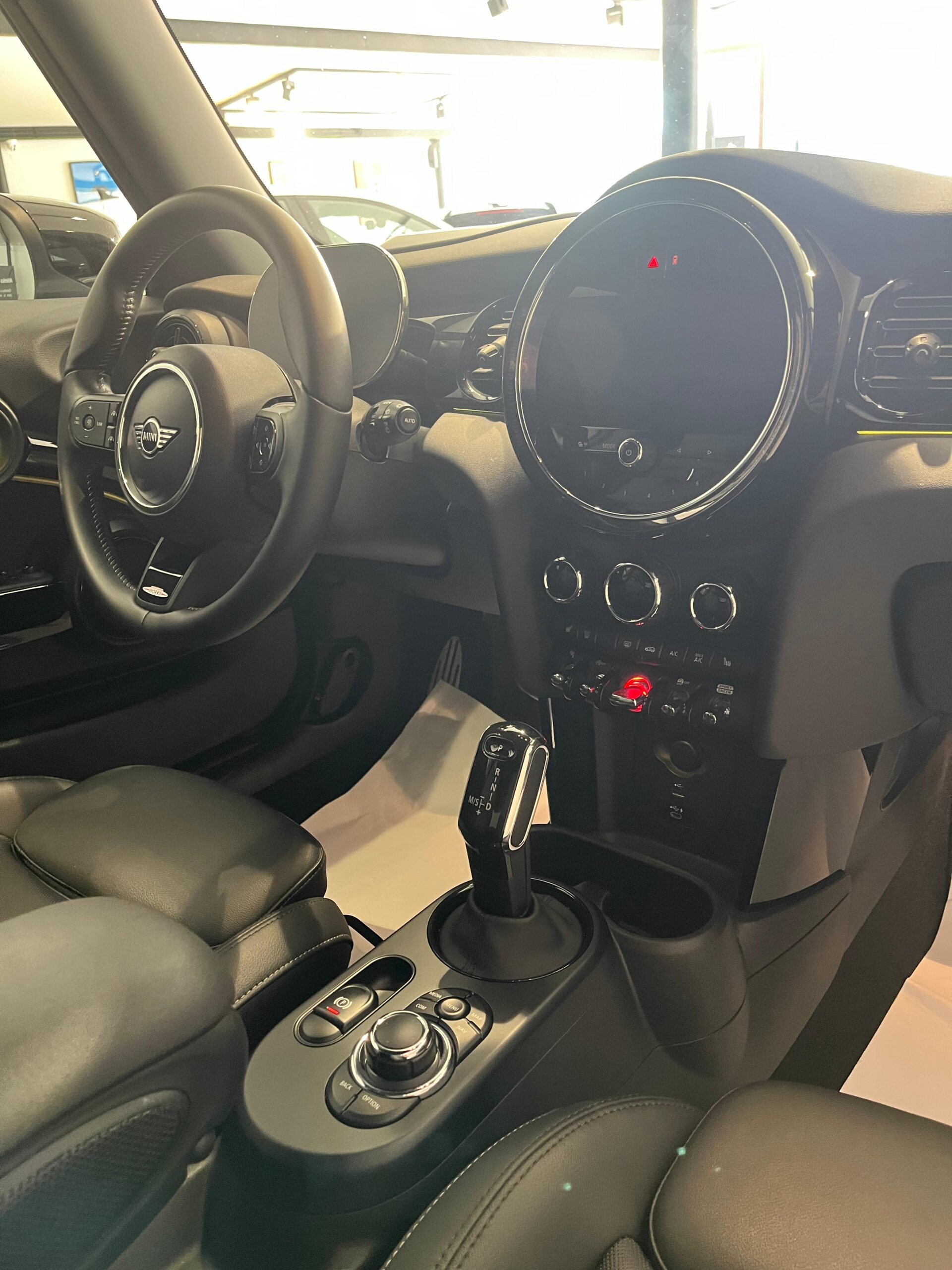MINI MINI JOHN COOPER WORKS