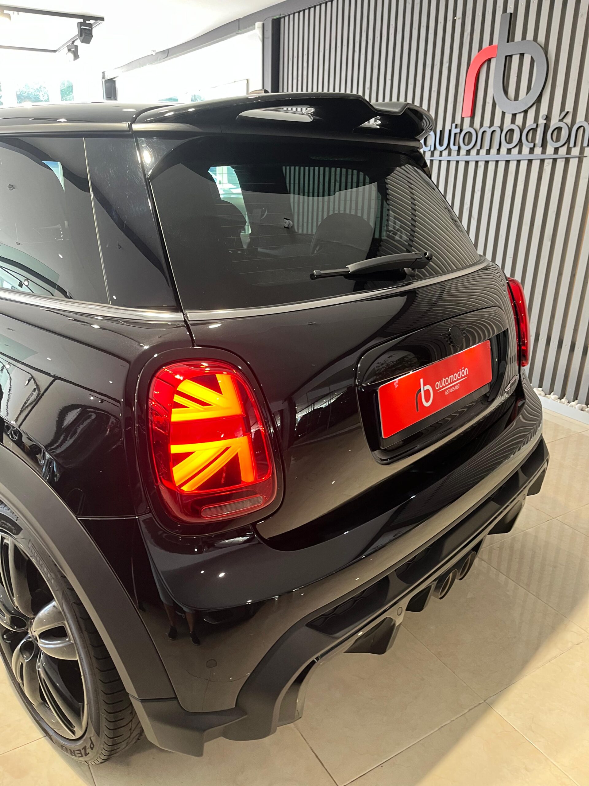 MINI MINI JOHN COOPER WORKS