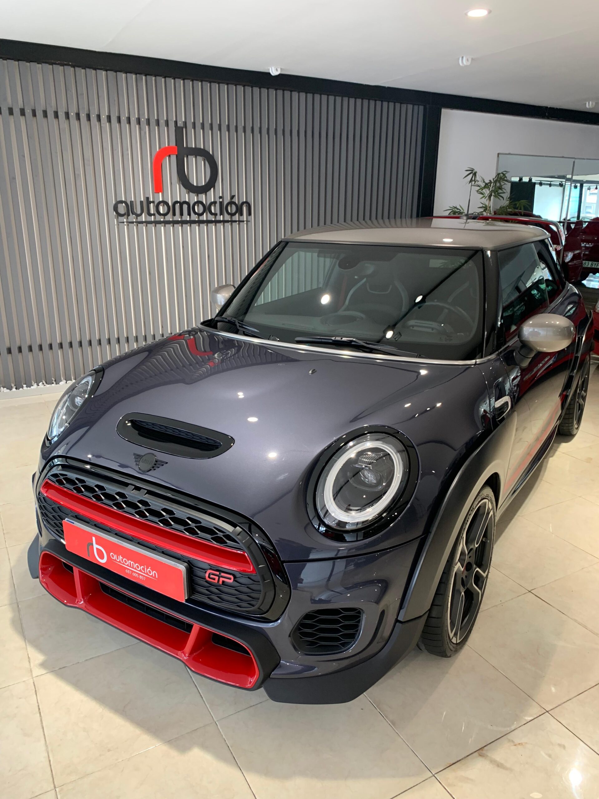 MINI MINI JOHN COOPER WORKS GP
