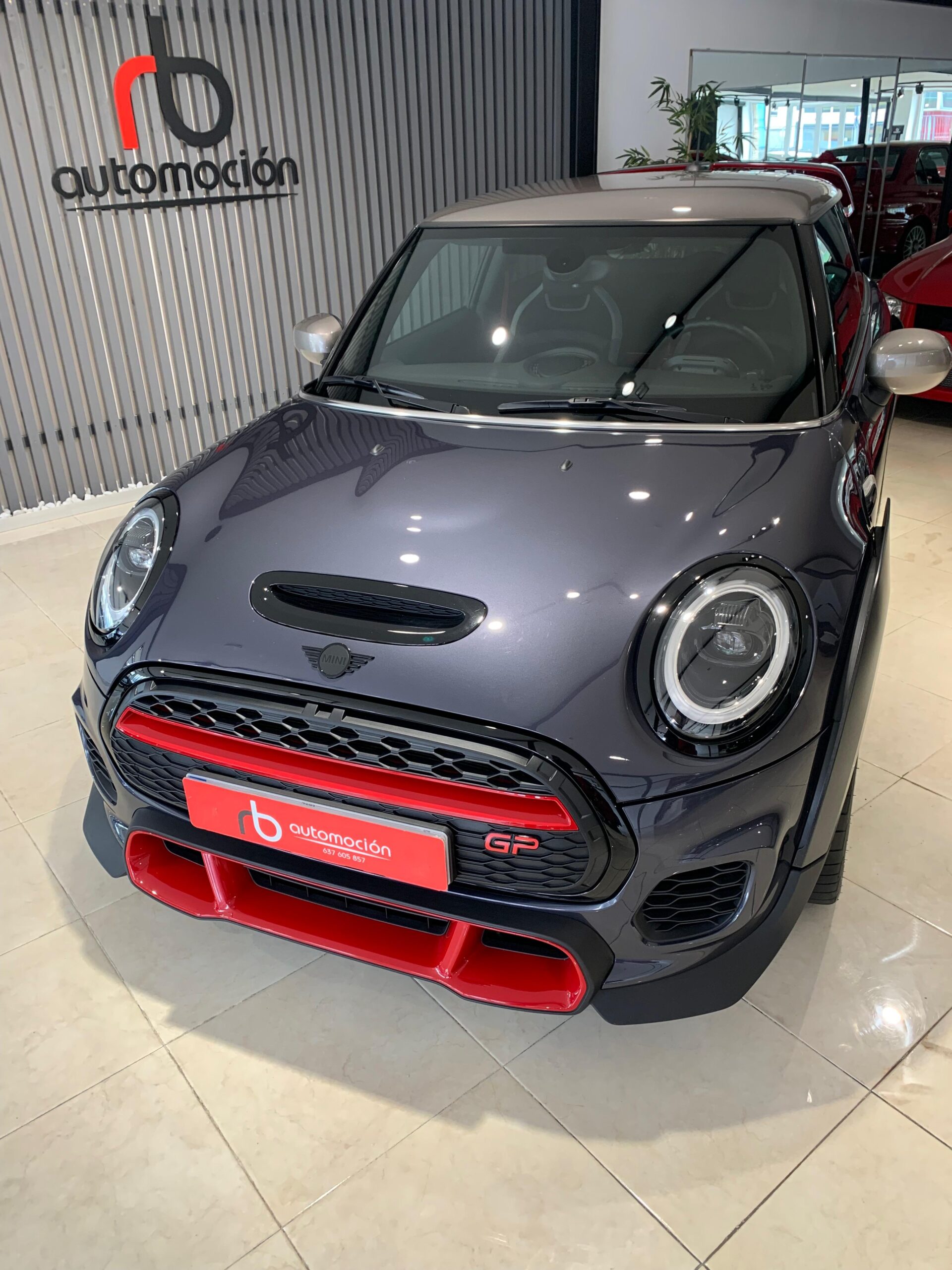 MINI MINI JOHN COOPER WORKS GP