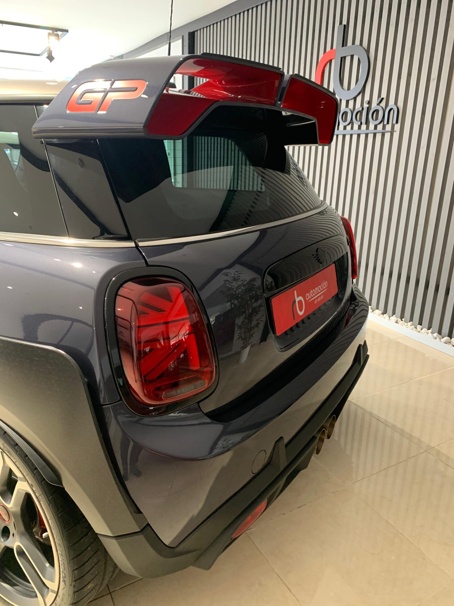 MINI MINI JOHN COOPER WORKS GP