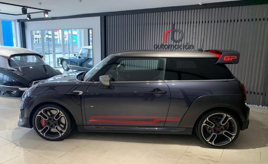 MINI MINI JOHN COOPER WORKS GP