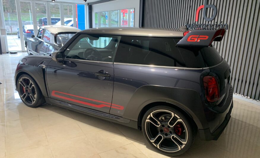 MINI MINI JOHN COOPER WORKS GP