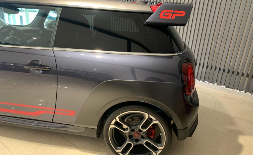 MINI MINI JOHN COOPER WORKS GP