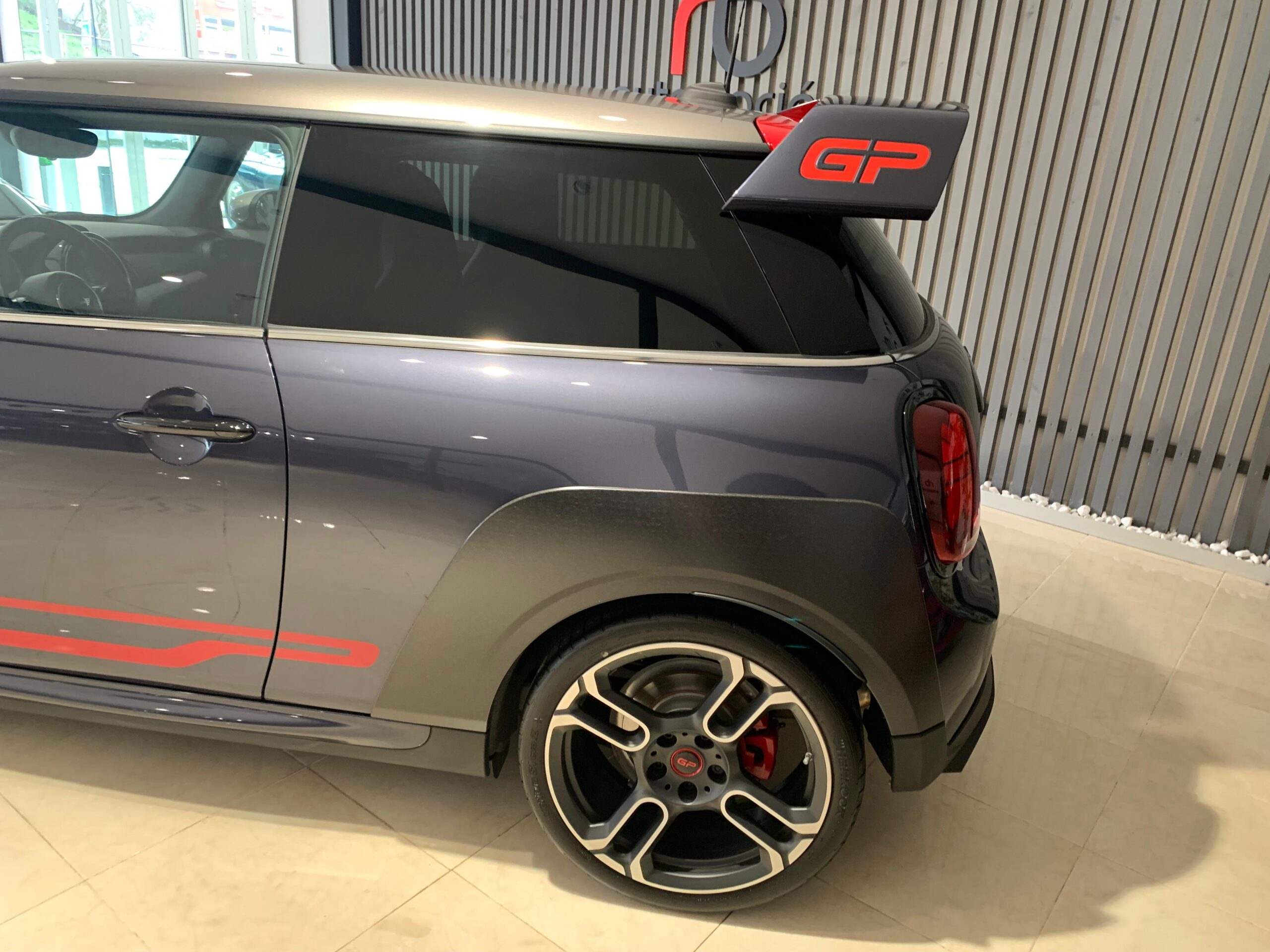 MINI MINI JOHN COOPER WORKS GP