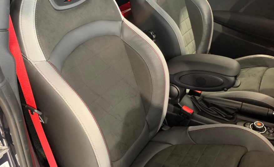 MINI MINI JOHN COOPER WORKS GP