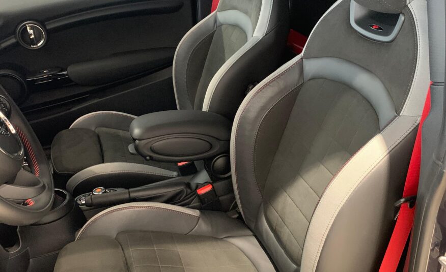 MINI MINI JOHN COOPER WORKS GP