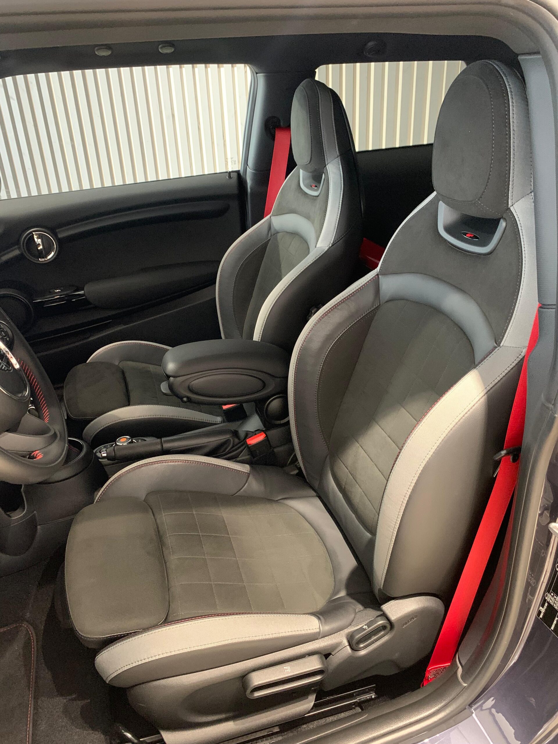 MINI MINI JOHN COOPER WORKS GP