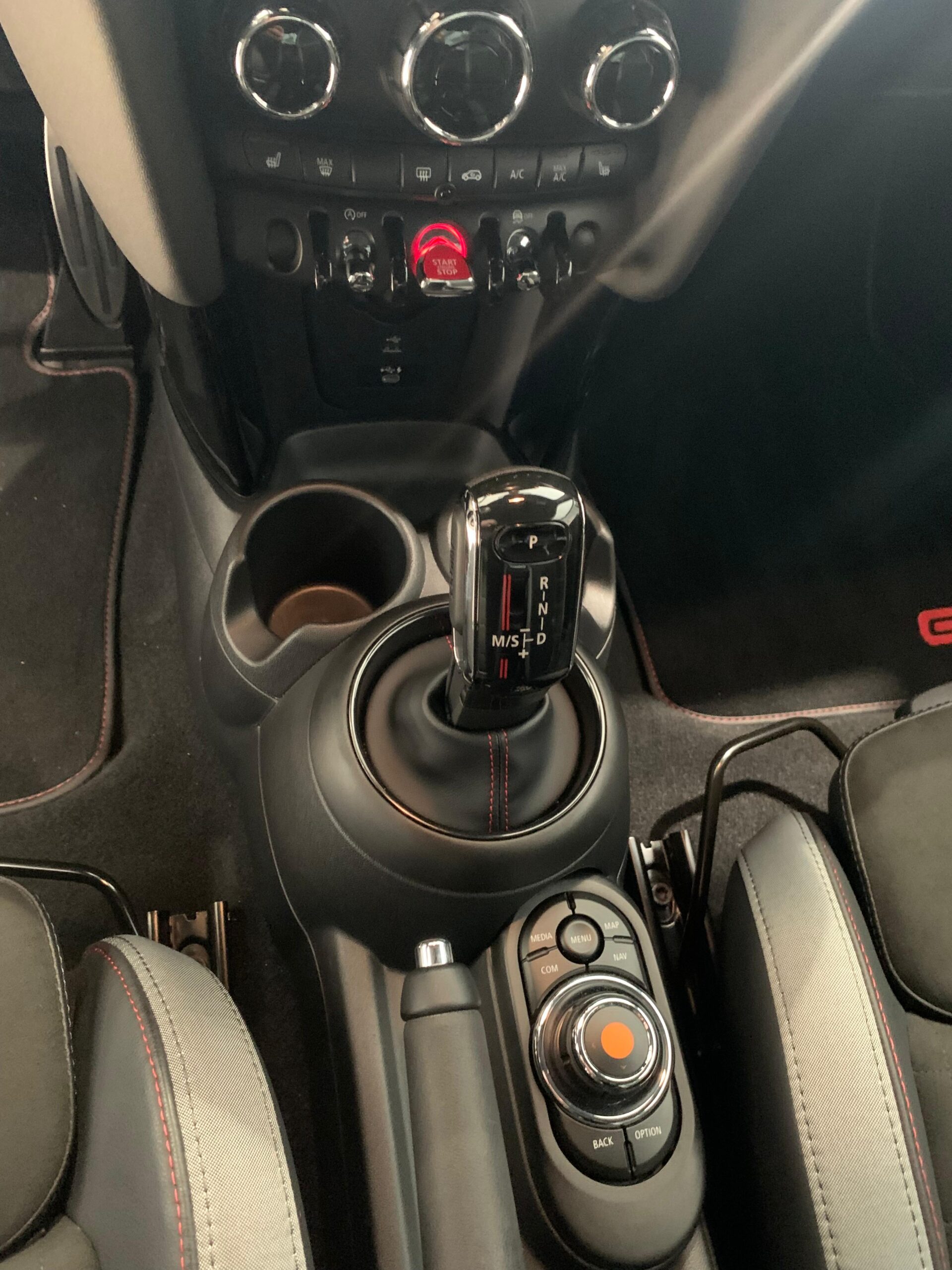 MINI MINI JOHN COOPER WORKS GP