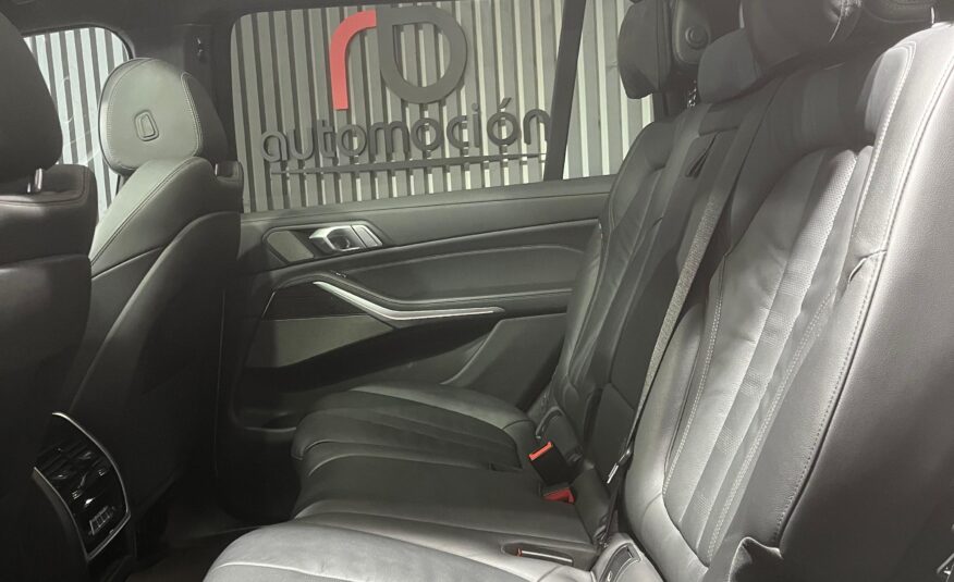 BMW X7 M50d