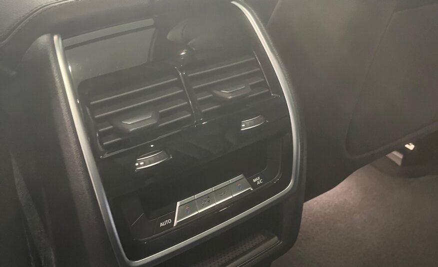 BMW X7 M50d