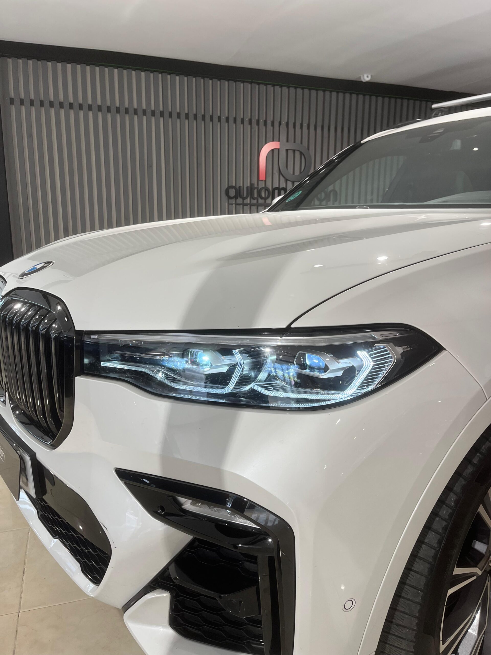 BMW X7 M50d