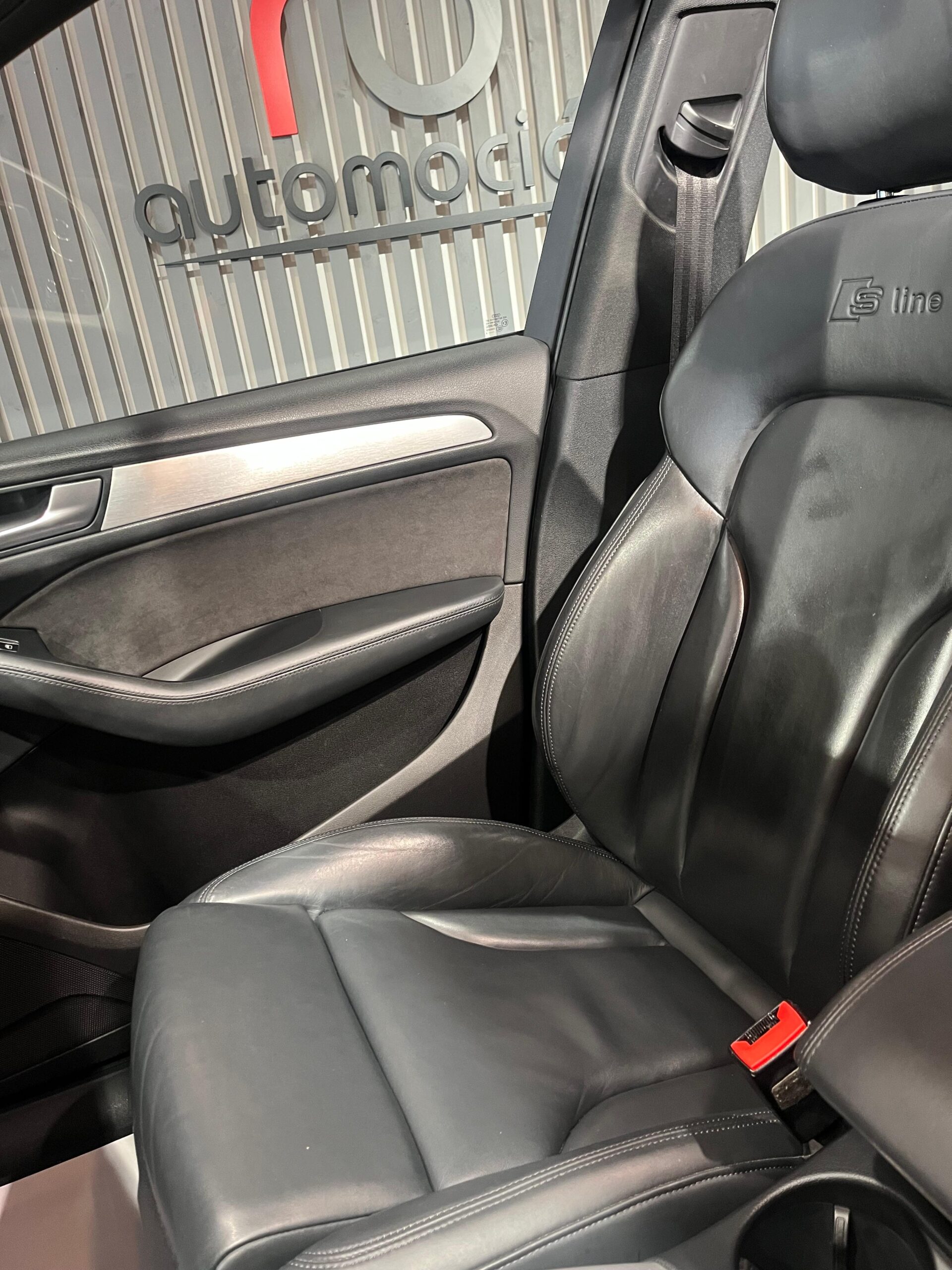 AUDI Q5 2.0 TFSI quattro S line edition