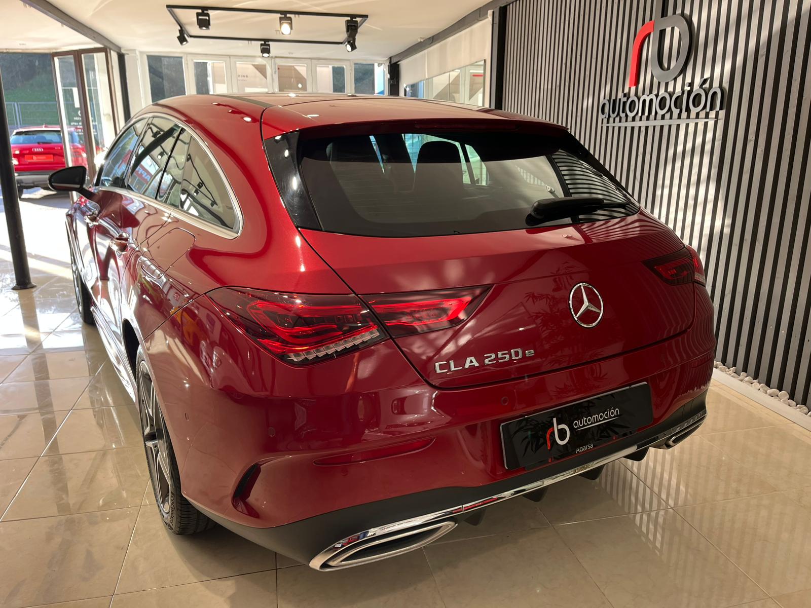 MERCEDES-BENZ CLA CLA 250 e Shooting Brake