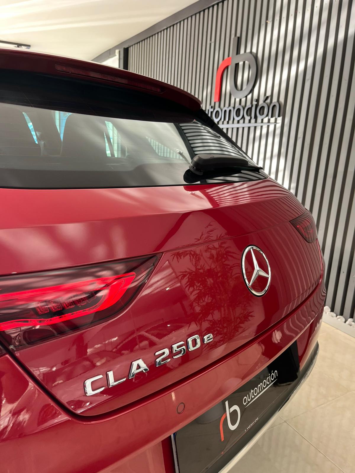 MERCEDES-BENZ CLA CLA 250 e Shooting Brake